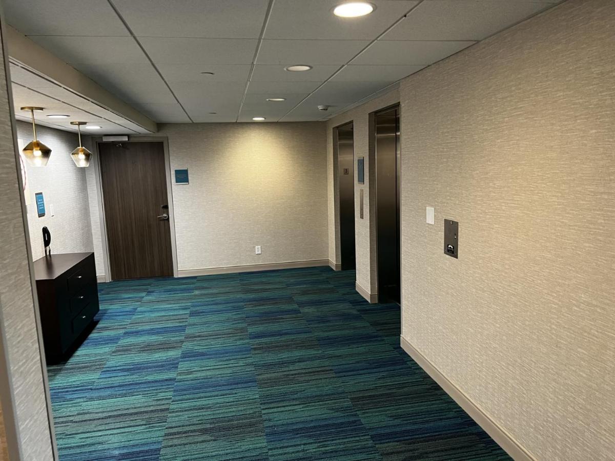 Home2 Suites By Hilton 하인스빌 외부 사진
