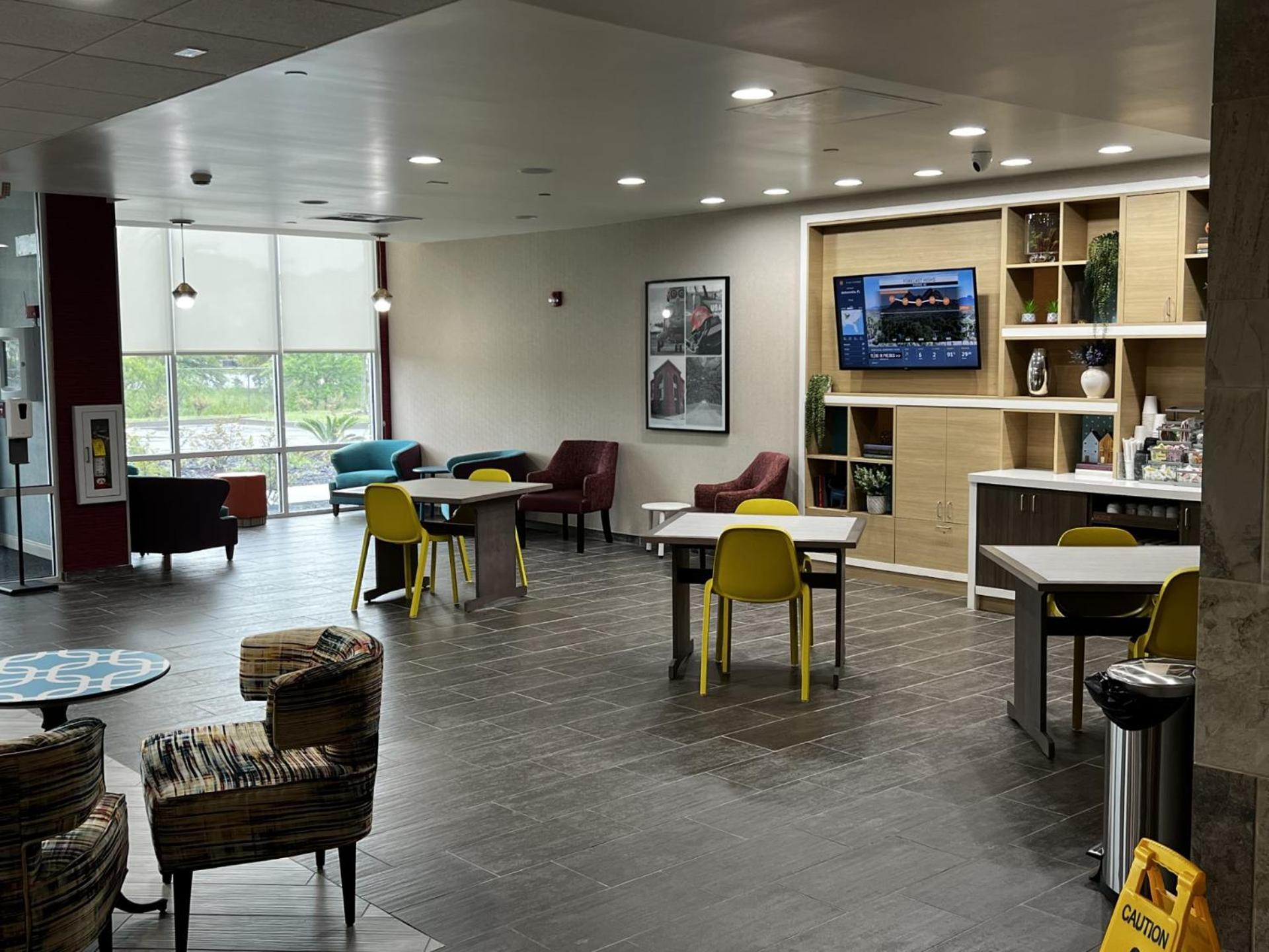 Home2 Suites By Hilton 하인스빌 외부 사진